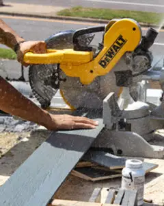 Local Minnesota contractors supporting homeowners after a company collapse, illustrating community response.